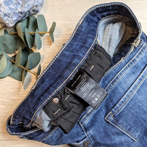 Kut from the Kloth Catherine Boyfriend Jeans - Picture 4 of 6